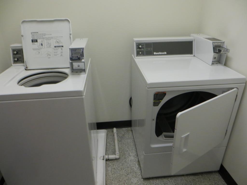 Travelodge By Wyndham Missouri Valley Εξωτερικό φωτογραφία