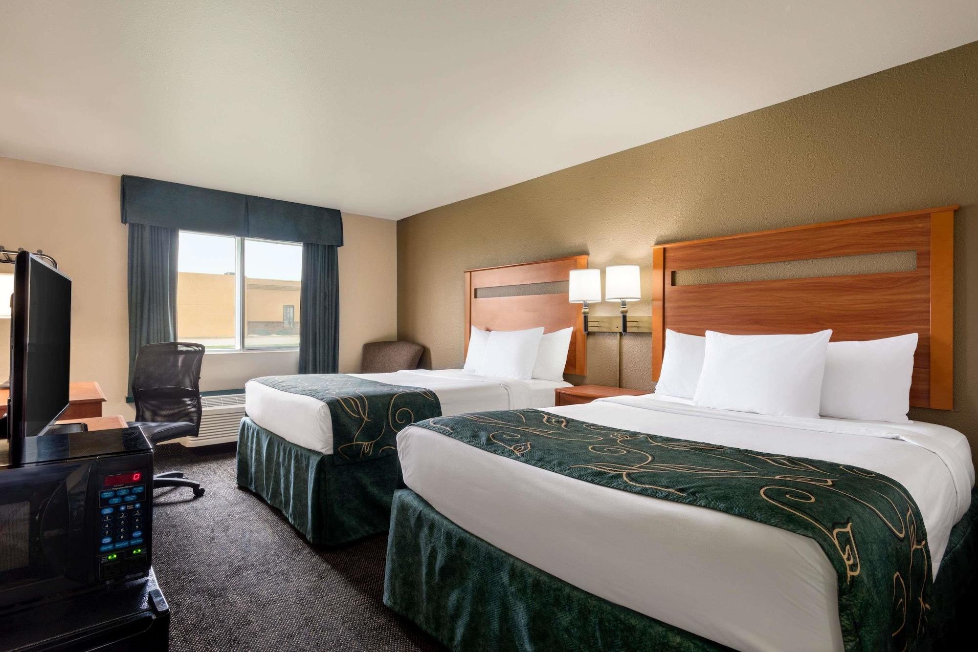 Travelodge By Wyndham Missouri Valley Εξωτερικό φωτογραφία