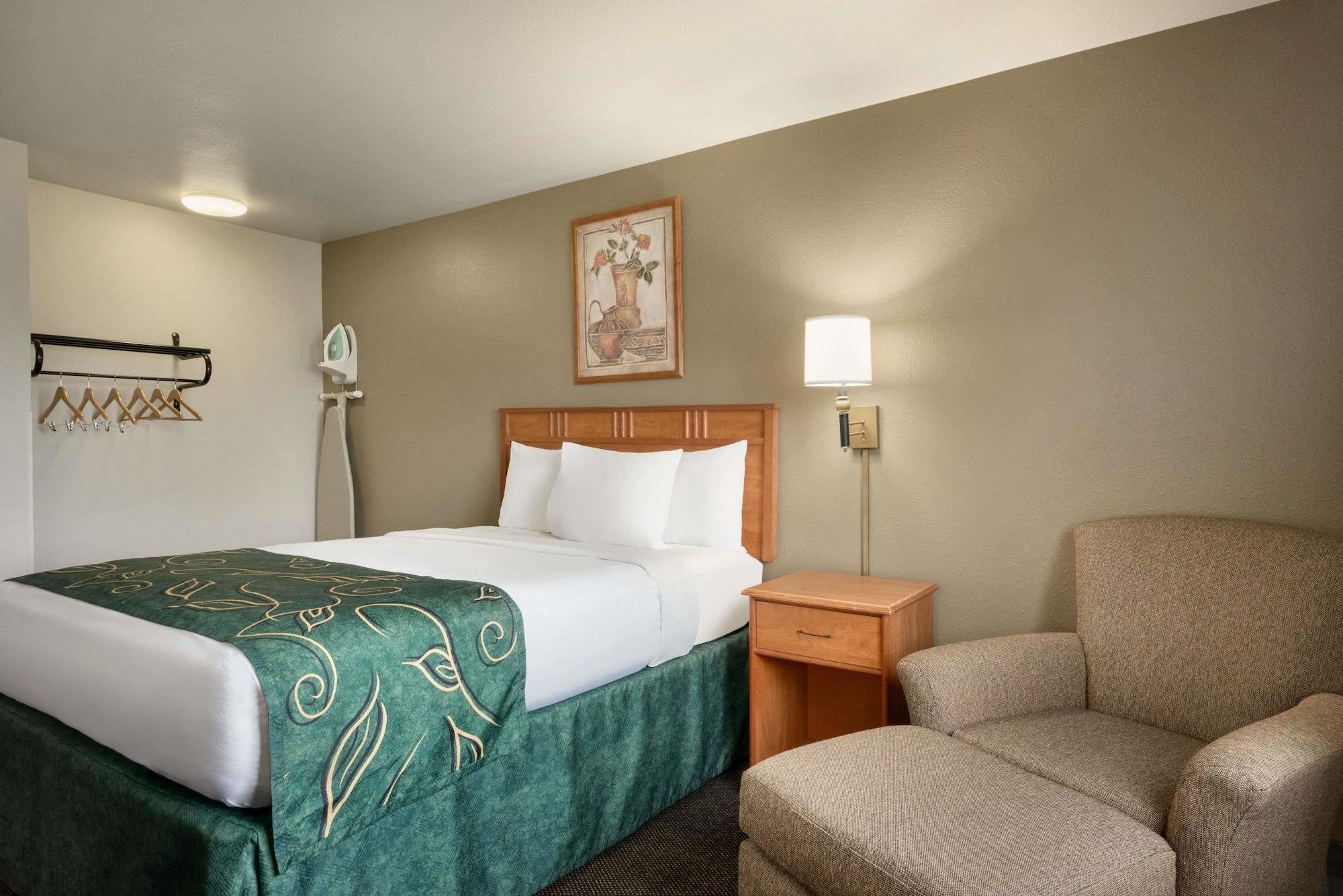 Travelodge By Wyndham Missouri Valley Εξωτερικό φωτογραφία